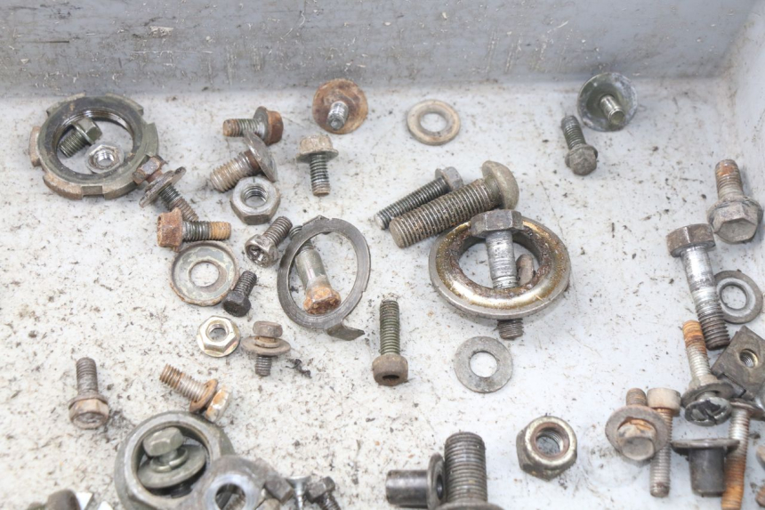 photo de TORNILLOS YAMAHA TW 125 (1998 - 2002)