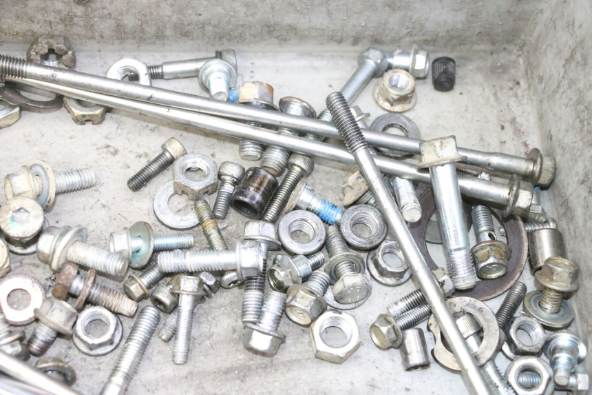 photo de TORNILLOS YAMAHA YFM R RAPTOR 250 (2008 - 2014)