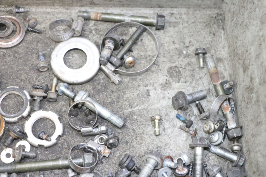 photo de BOLSA DE TORNILLERÍA TORNILLO YAMAHA YP MAJESTY 125 (2007 - 2010)