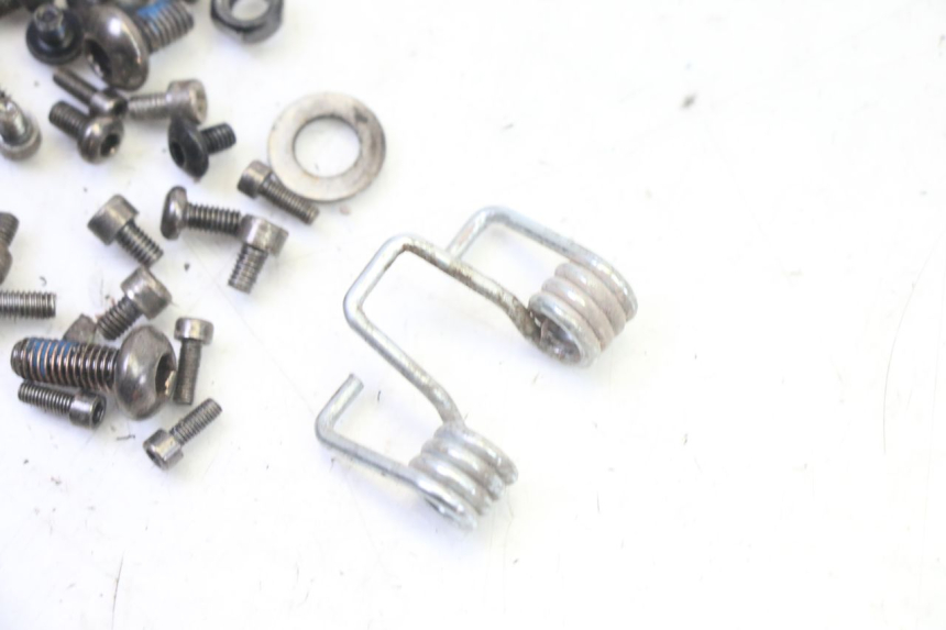 photo de TORNILLOS MOOVWAY Z8 1