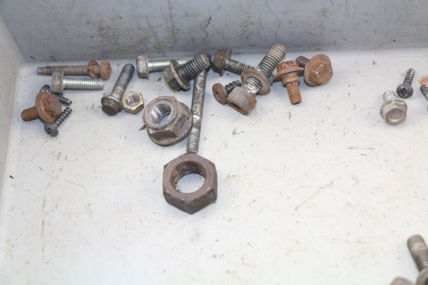 photo de TORNILLOS PEUGEOT ZENITH 50 (1994 - 1999)
