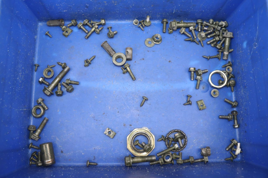 photo de TORNILLOS ZNEN NEW ROLANDO 50 (2010 - 2020)