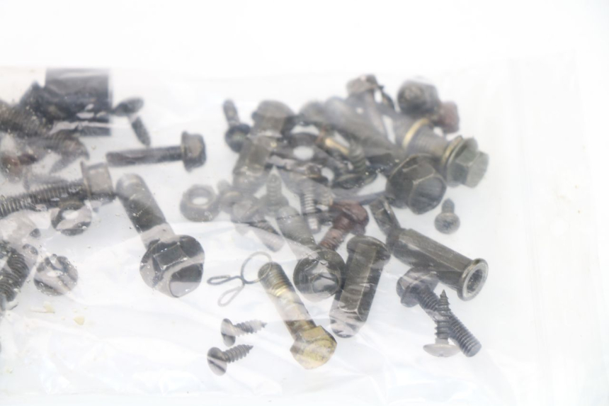 photo de TORNILLOS ZNEN NEW ROLANDO 50 (2010 - 2020)