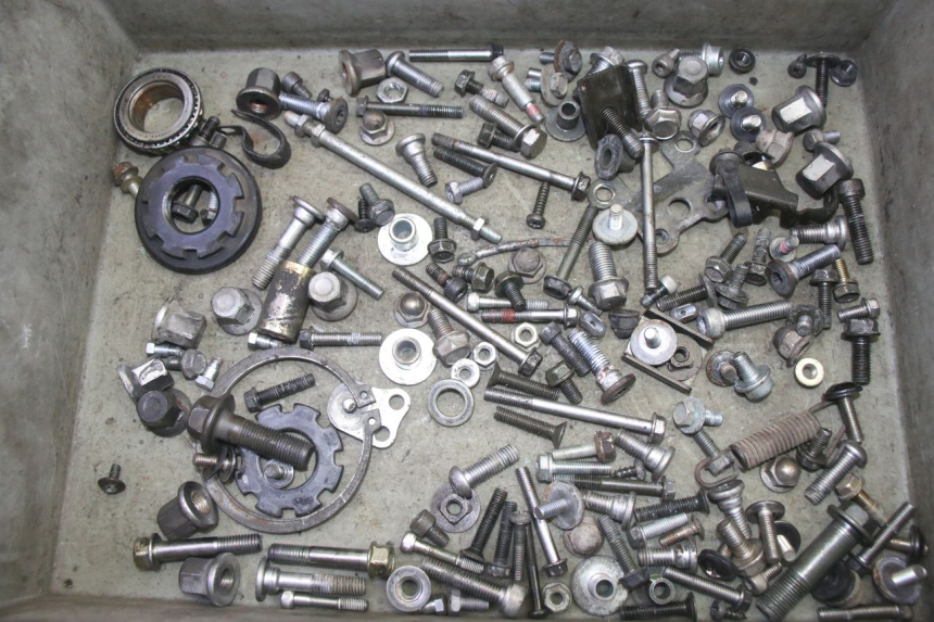 photo de BOLSA DE TORNILLERÍA KAWASAKI ZR 7 750 (1999 - 2001) - Vista principal