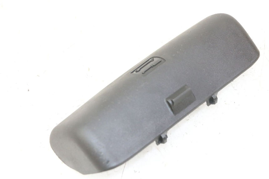 photo de CORREA JUEGO HERRAMIENTAS PIAGGIO MP3 LT 300 (2010 - 2016)