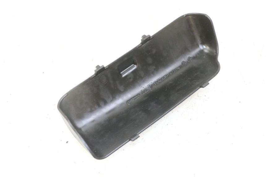 photo de CORREA ESTUCHE DE HERRAMIENTAS PIAGGIO MP3 LT 300 (2010 - 2016)