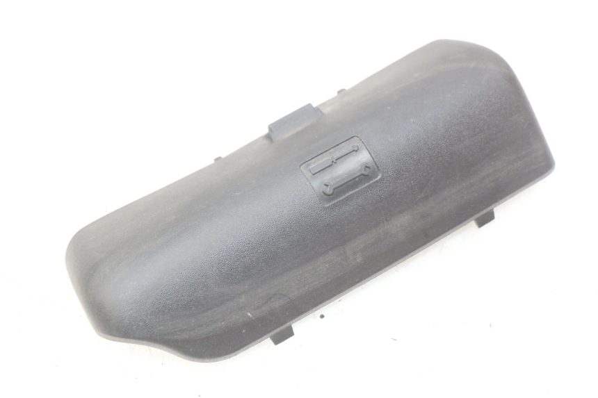 photo de CORREA ESTUCHE DE HERRAMIENTAS PIAGGIO MP3 LT 300 (2010 - 2016)
