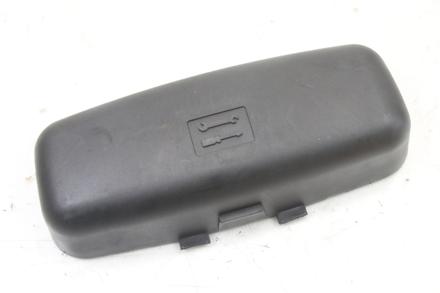 photo de CORREA ESTUCHE DE HERRAMIENTAS PIAGGIO XEVO - X EVO 125 (2007 - 2017) - Vista principal