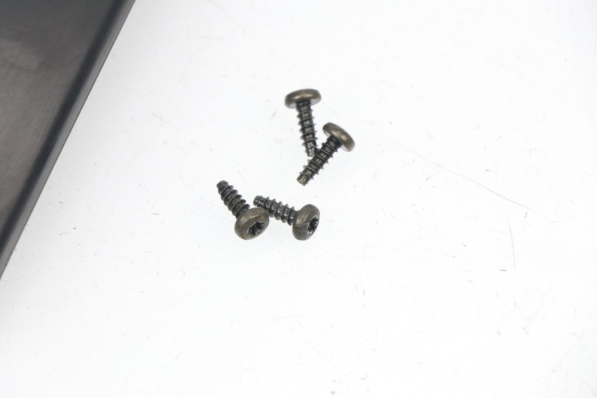 photo de DEFLECTOR DE VIENTO PEUGEOT KISBEE 4T 50 (2010 - 2017)