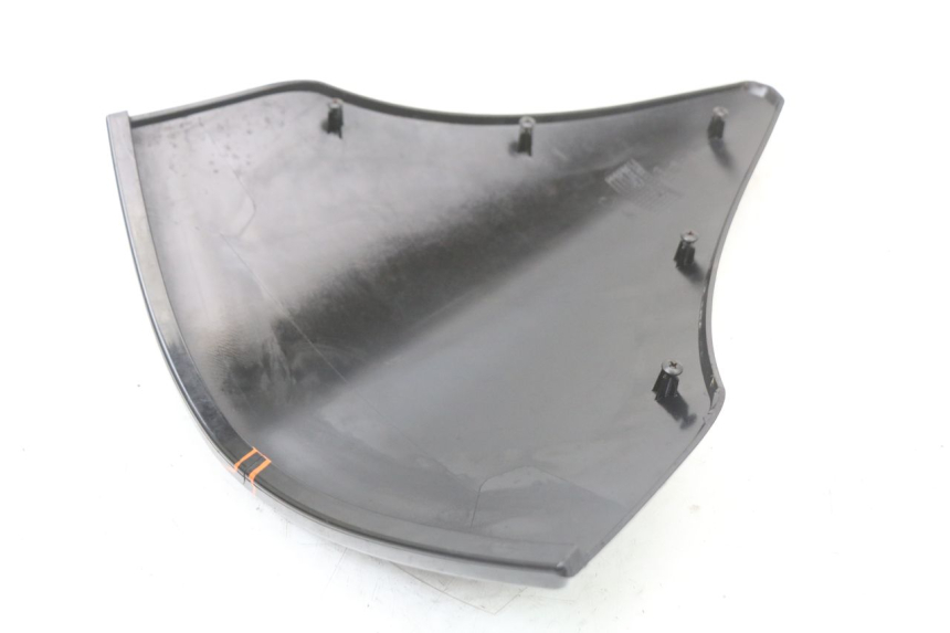 photo de DEFLECTOR DE VIENTO PIAGGIO X10 125 (2012 - 2017)