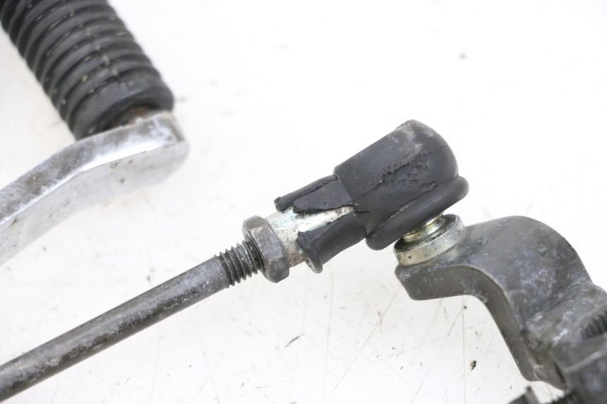 photo de CAMBIO KAWASAKI ZR 7 750 (1999 - 2001) - Detalles de los puntos de fijación