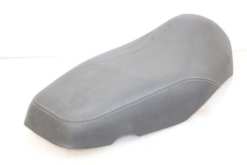 photo de ASIENTO KYMCO AGILITY 16+ 4T 50 (2018 - 2023) - Primer plano técnico