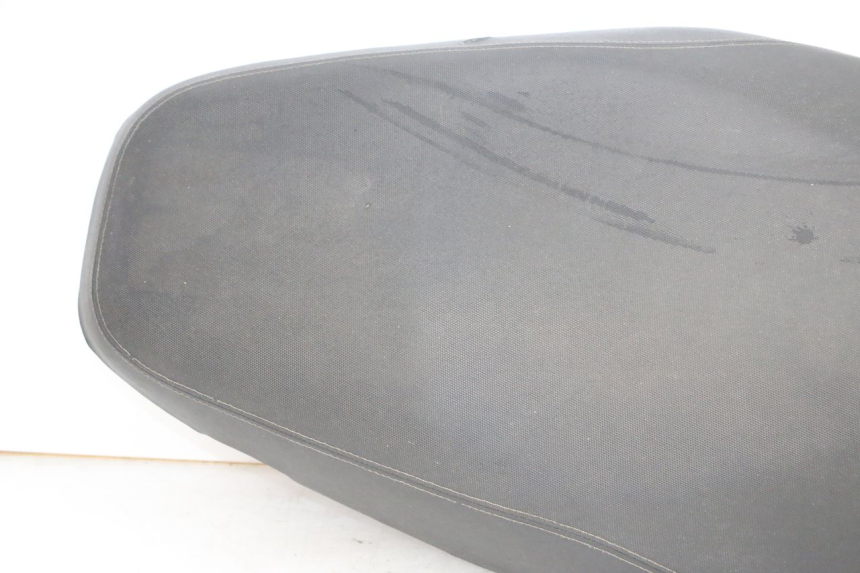 photo de ASIENTO KYMCO AGILITY 16+ 4T 50 (2018 - 2023) - Estado de la superficie y material