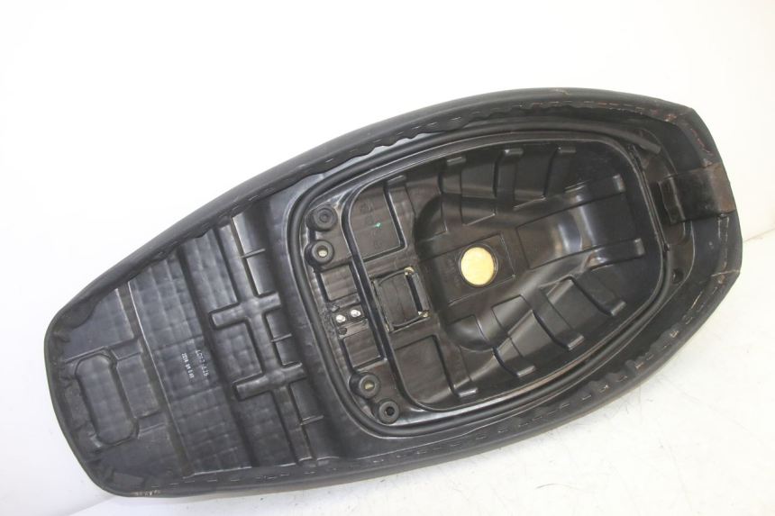 photo de ASIENTO KYMCO AGILITY 4T 50 (2018 - 2022) - Marcados y referencias originales