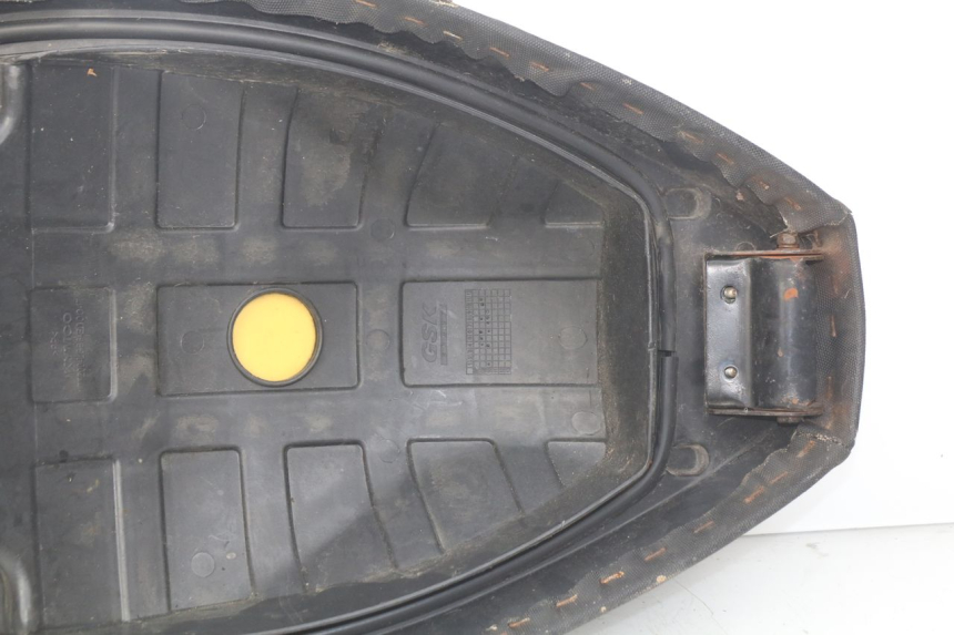 photo de ASIENTO KYMCO AGILITY RS 2T 50 (2009 - 2013) - Primer plano de alta resolución