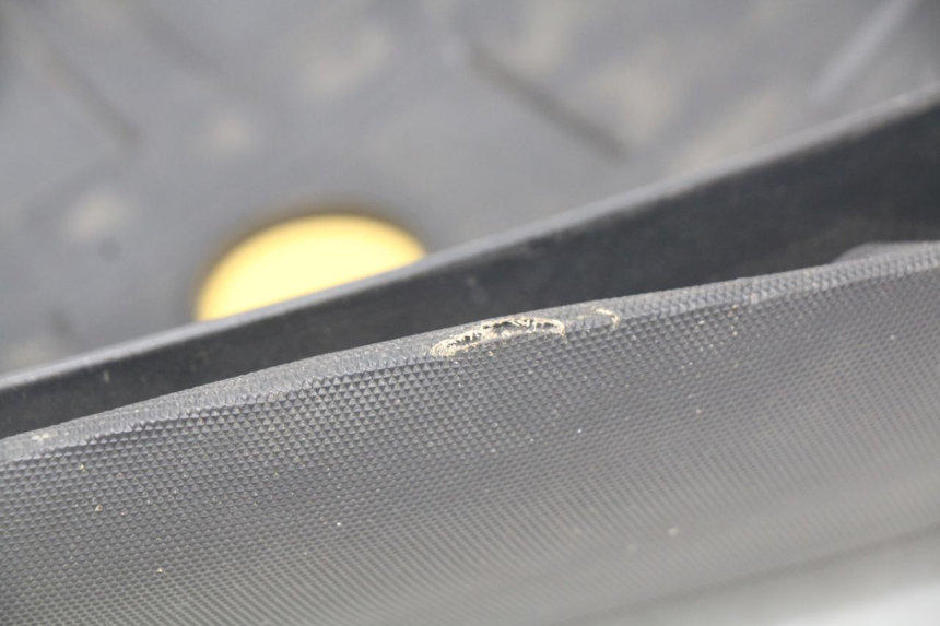 photo de ASIENTO KYMCO AGILITY RS 2T 50 (2009 - 2013) - Estado de la superficie y material