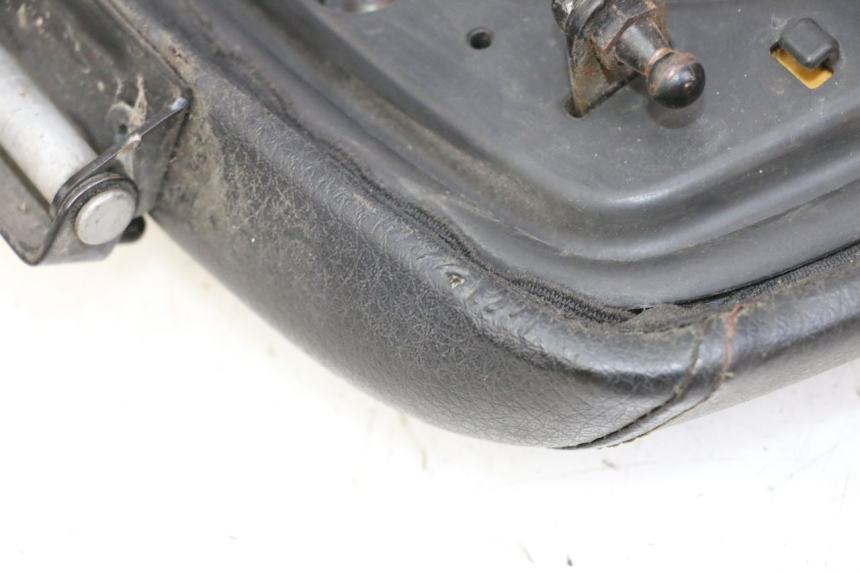 photo de ASIENTO TRASERO QUADRO 4 4D 350 (2015 - 2018)