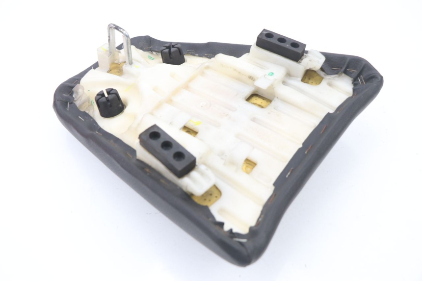 photo de ASIENTO TRASERO HONDA CBF 125 (2009 - 2015)