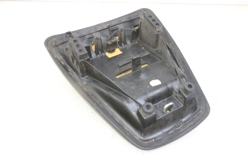 photo de ASIENTO TRASERO HONDA CBF 500 (2004 - 2007)