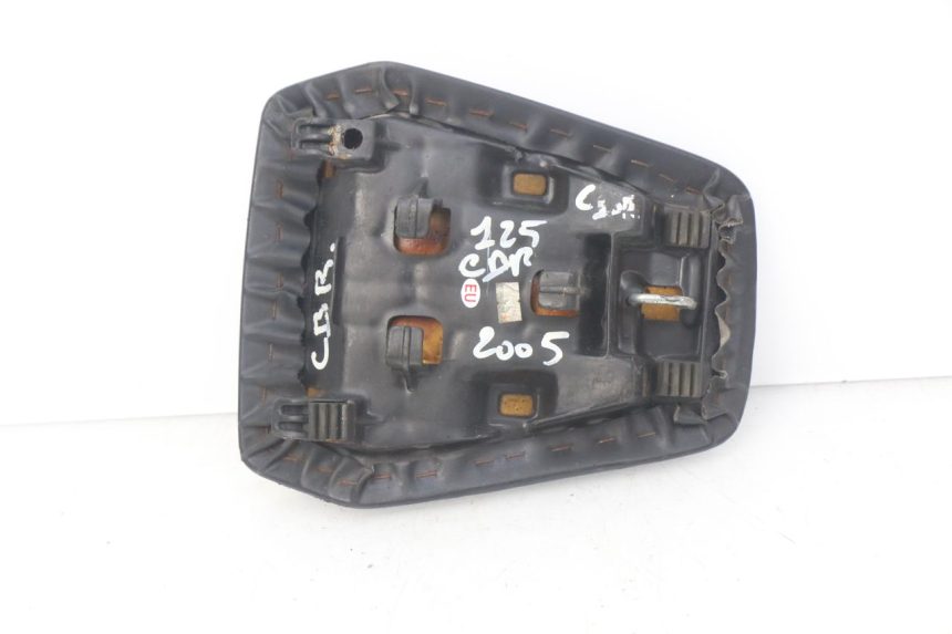 photo de ASIENTO TRASERO HONDA CBR R 125 (2003 - 2006)