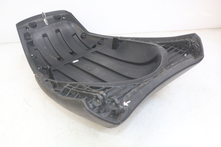 photo de ASIENTO TRASERO PEUGEOT SATELIS 125 (2010 - 2012)