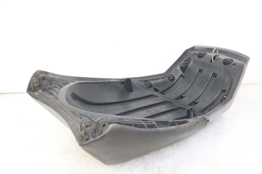 photo de ASIENTO TRASERO PEUGEOT SATELIS 125 (2010 - 2012)