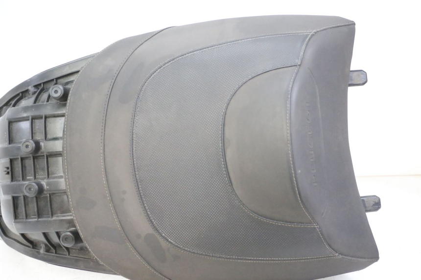 photo de ASIENTO TRASERO PEUGEOT SATELIS 125 (2013 - 2018)