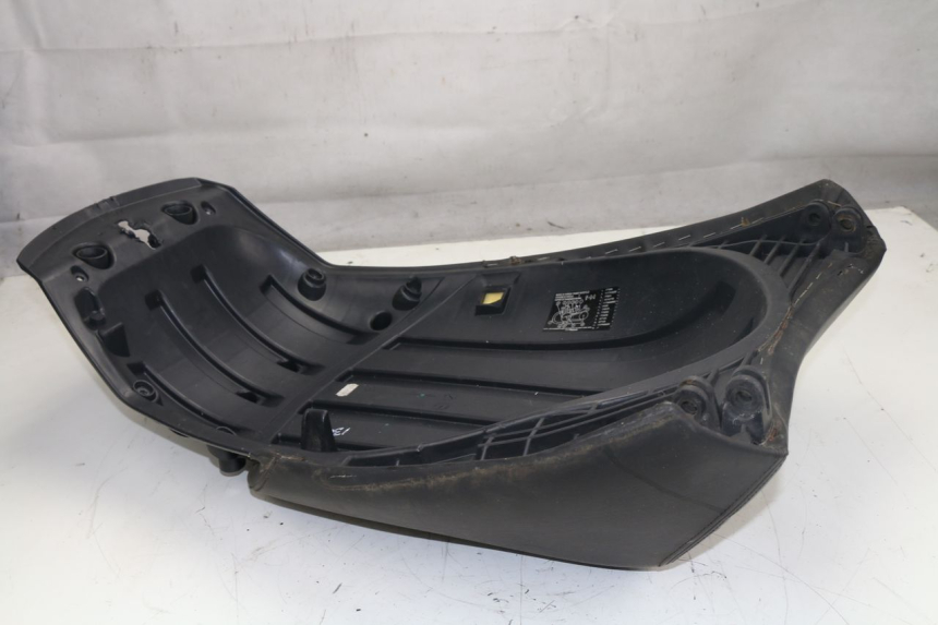 photo de ASIENTO TRASERO PEUGEOT SATELIS 125 (2010 - 2012)