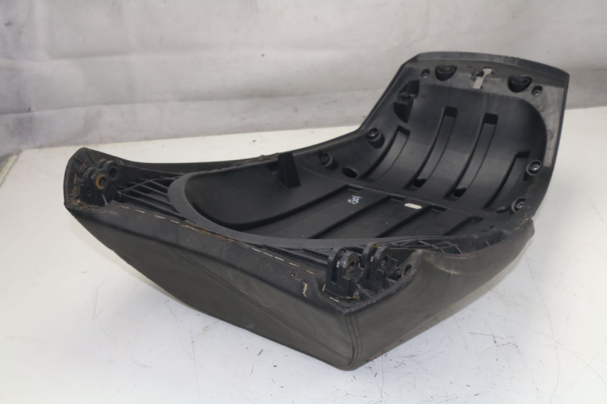 photo de ASIENTO TRASERO PEUGEOT SATELIS 125 (2010 - 2012)