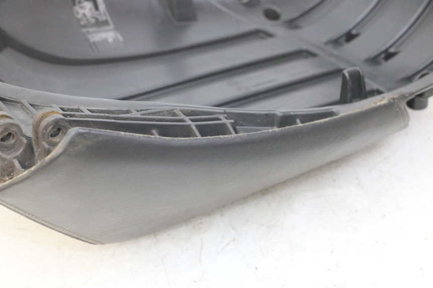 photo de ASIENTO TRASERO PEUGEOT SATELIS COMPRESSOR K15 125 (2006 - 2009)