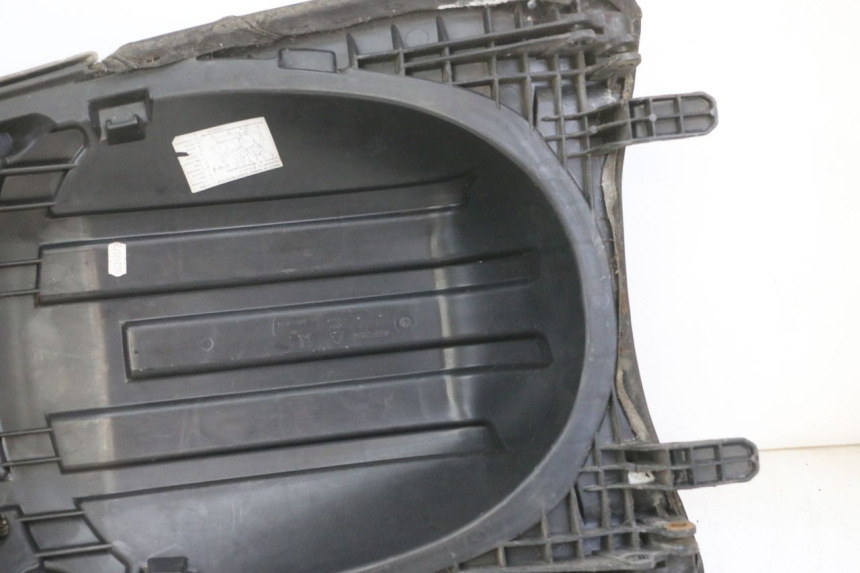 photo de ASIENTO TRASERO PEUGEOT SATELIS 125 (2013 - 2018)
