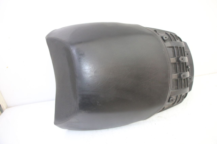 photo de ASIENTO TRASERO PEUGEOT SATELIS 250 (2006 - 2012)
