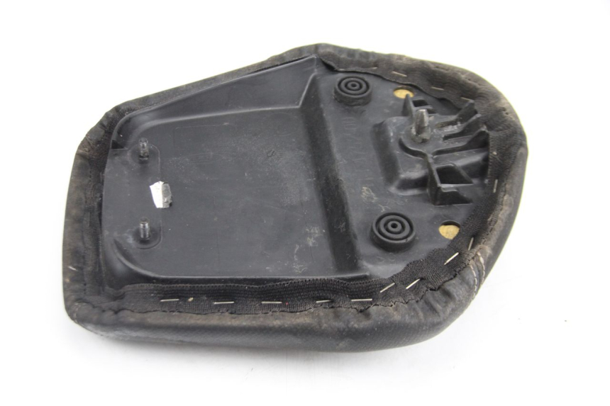 photo de ASIENTO TRASERO YAMAHA AEROX NAKED 2T 50 (2013 - 2017)