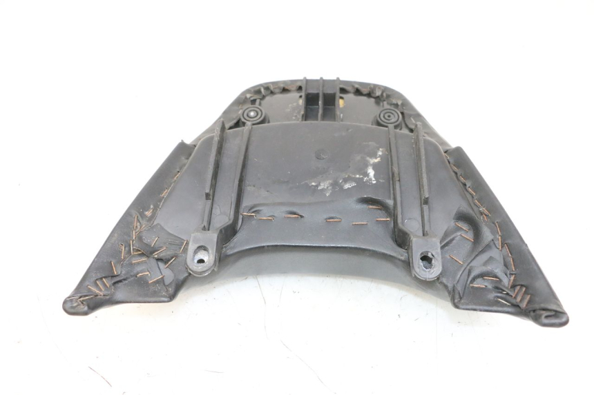 photo de ASIENTO TRASERO YAMAHA YP MAJESTY 125 (2002 - 2006) - Otra perspectiva