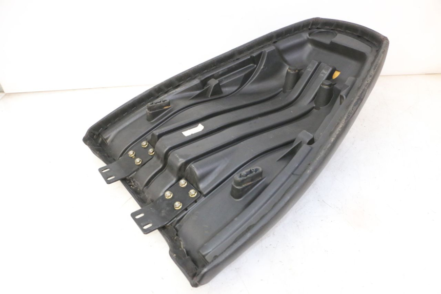 photo de ASIENTO DELANTERO QUADRO 4 4D 350 (2015 - 2018)