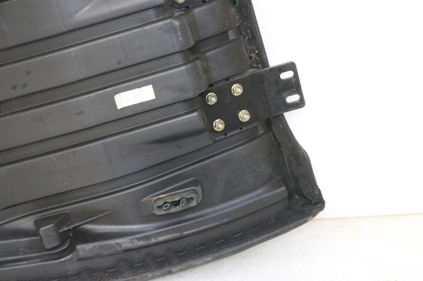 photo de ASIENTO DELANTERO QUADRO 4 4D 350 (2015 - 2018)
