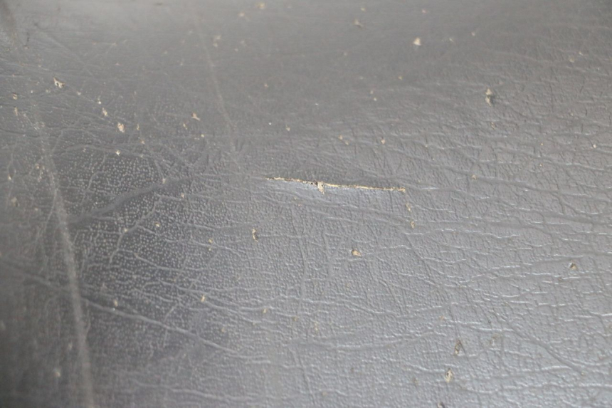 photo de ASIENTO DELANTERO KAWASAKI GPX R WARBIRD 600 (1988 - 1993) - Características distintivas