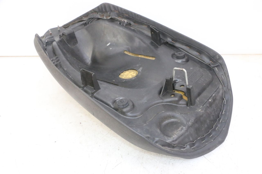 photo de ASIENTO DELANTERO PEUGEOT JET FORCE CARBU 50 (2003 - 2016)