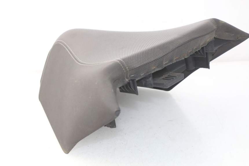 photo de ASIENTO DELANTERO PEUGEOT SATELIS 300 (2012 - 2015) - Primer plano técnico