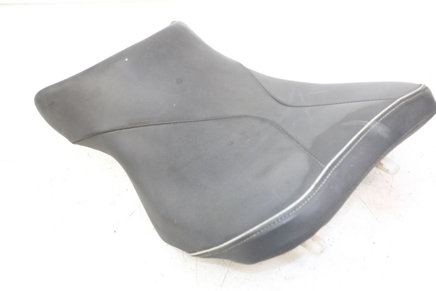 photo de ASIENTO DELANTERO SUZUKI GSR 750 (2011 - 2017)