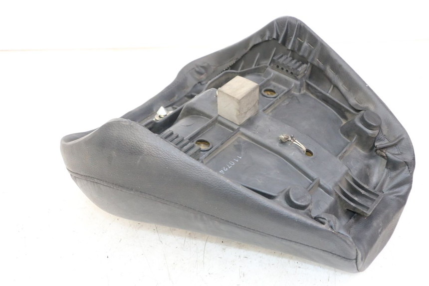 photo de ASIENTO DELANTERO SUZUKI GZ MARAUDER 125 (1998 - 2004)