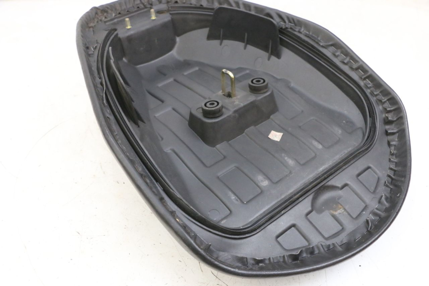 photo de ASIENTO DELANTERO PEUGEOT TWEET PRO EFI 4T 50 (2021 - 2022)