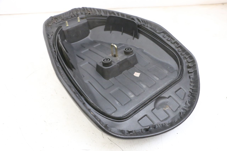 photo de ASIENTO DELANTERO PEUGEOT TWEET PRO EFI 4T 50 (2021 - 2022)