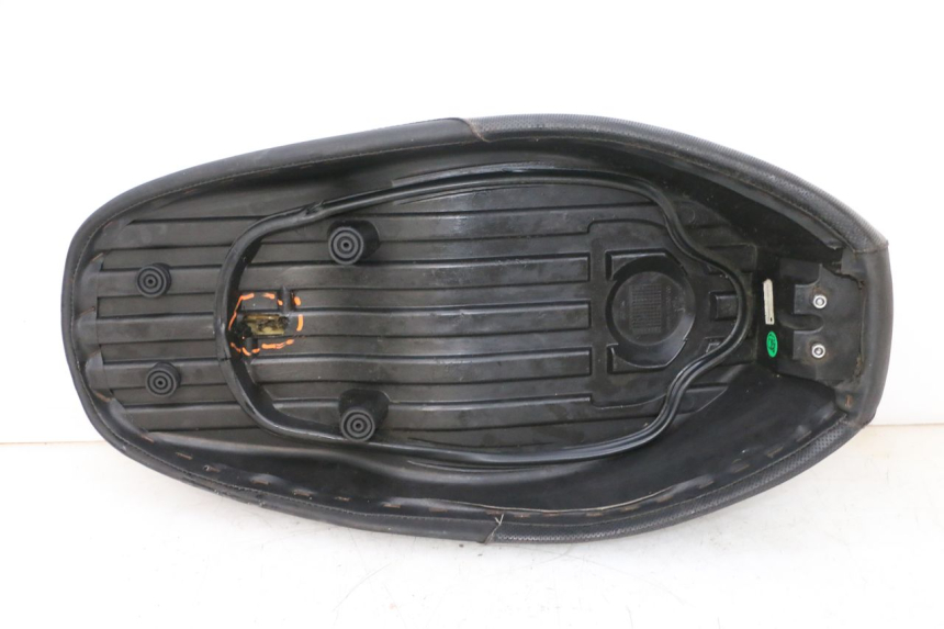 photo de ASIENTO MBK BOOSTER SPIRIT NAKED 50 (2004 - 2017) - Foto de producto adicional