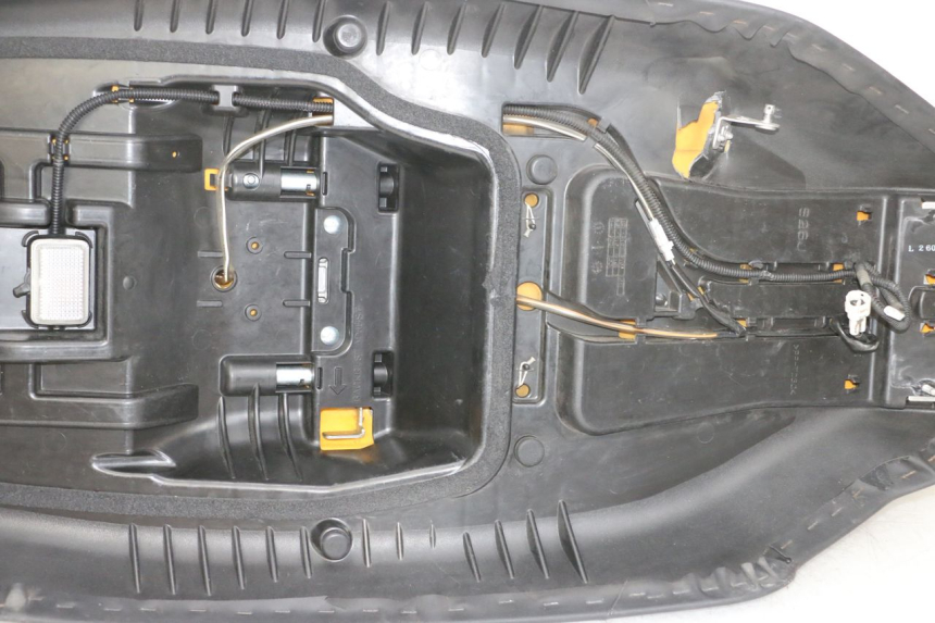 photo de ASIENTO SUZUKI BURGMAN 650 (2013 - 2020)