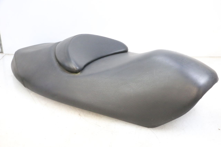 photo de ASIENTO SUZUKI BURGMAN 125 (2007 - 2014) - Detalles de los puntos de fijación