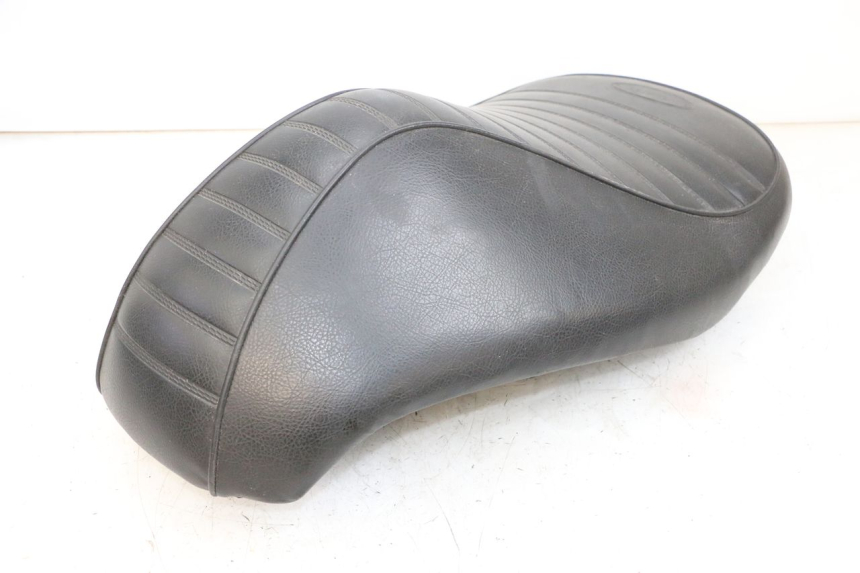 photo de ASIENTO PEUGEOT DJANGO 4T 50 (2014 - 2019) - Zoom sobre los componentes