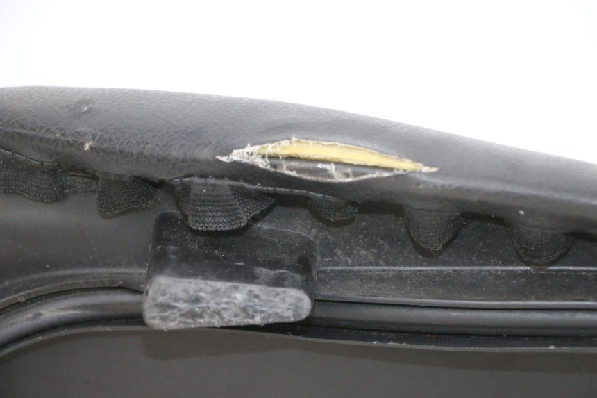 photo de ASIENTO PEUGEOT DJANGO 4T 50 (2014 - 2019) - Detalles de los puntos de fijación