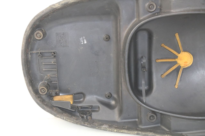 photo de ASIENTO PIAGGIO FLY 2T 50 (2004 - 2017)