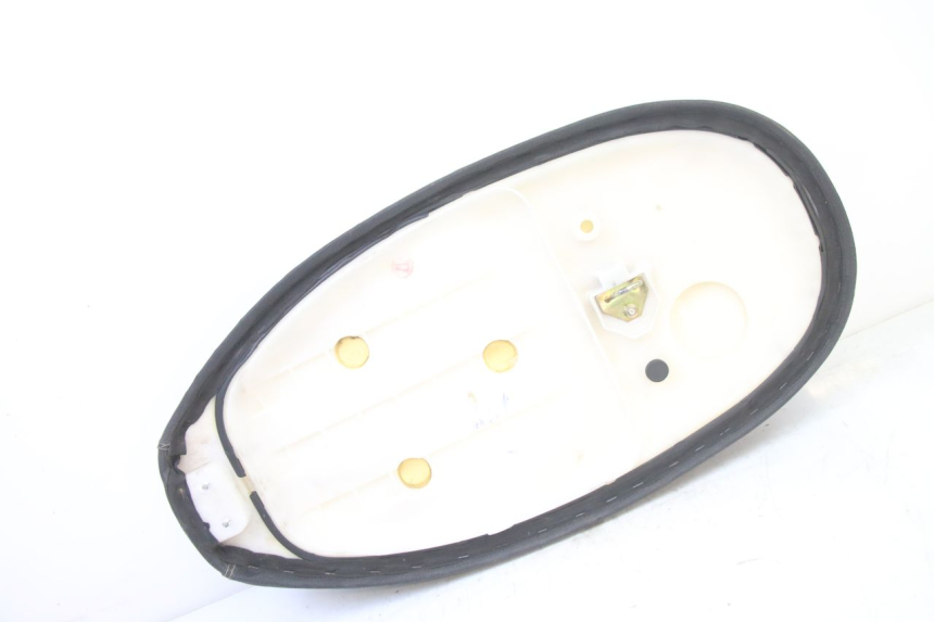 photo de ASIENTO VENESI FLY RETRO 4T 50 (2020 - 2025)